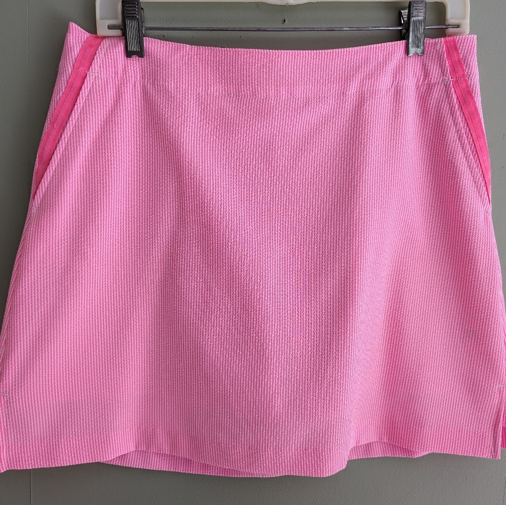 Lady Hagen pink searsucker golf skirt size 8.